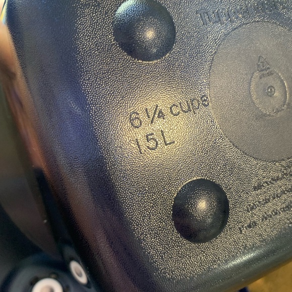 Tupperware Blue Food Storage Container 5 pcs Set - Picture 7 of 9